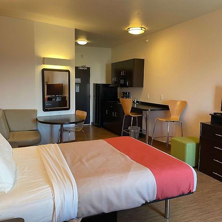 Baymont By Wyndham Williston Hotel Ngoại thất bức ảnh