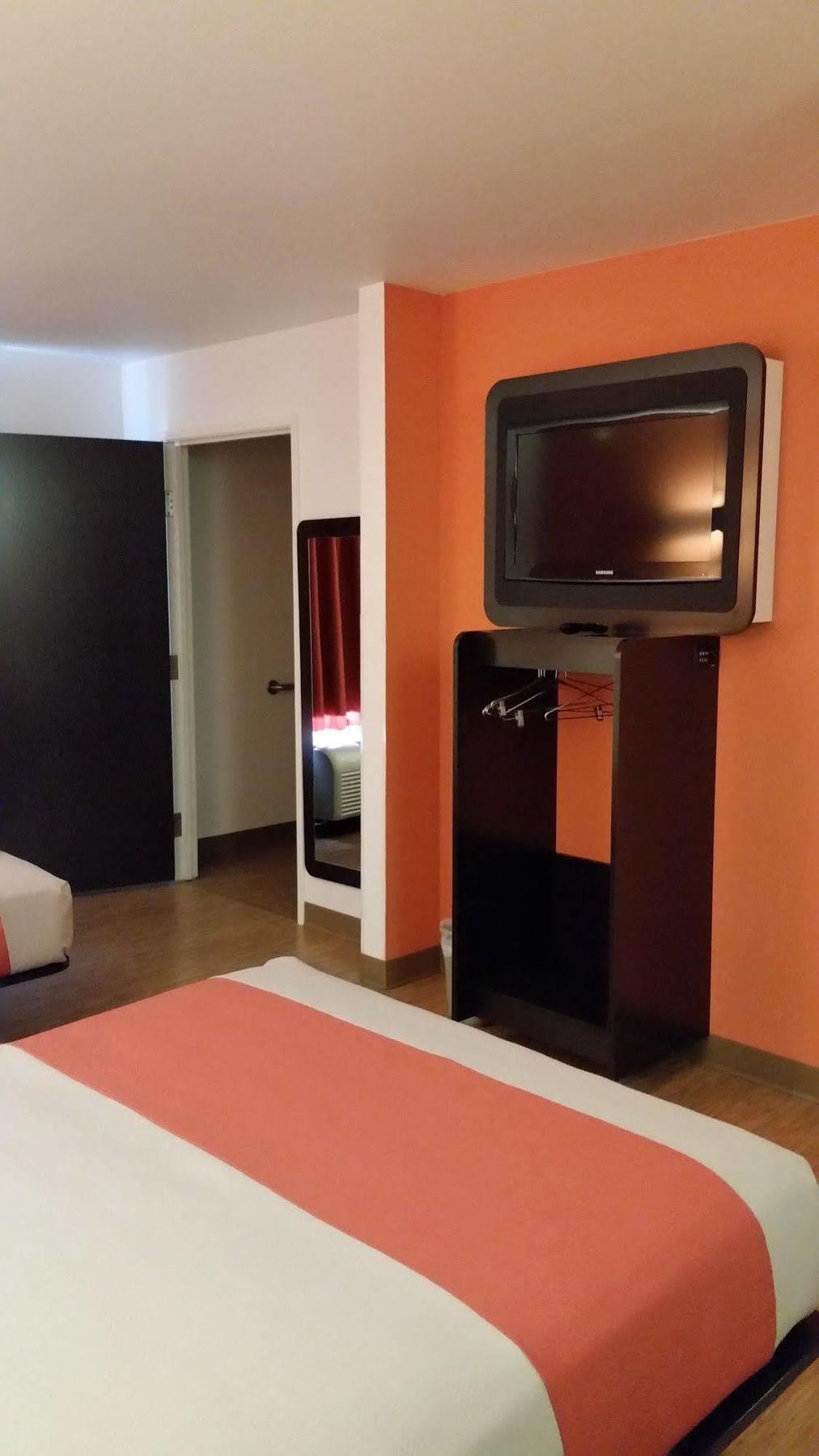 Baymont By Wyndham Williston Hotel Ngoại thất bức ảnh